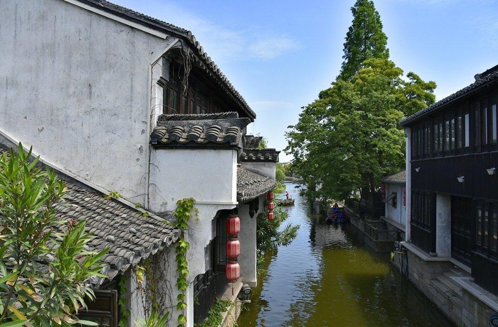 家里不太同意我往上读，那我得坚持吗游戏画面