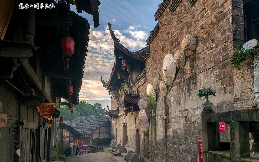 逃离黑砖房间